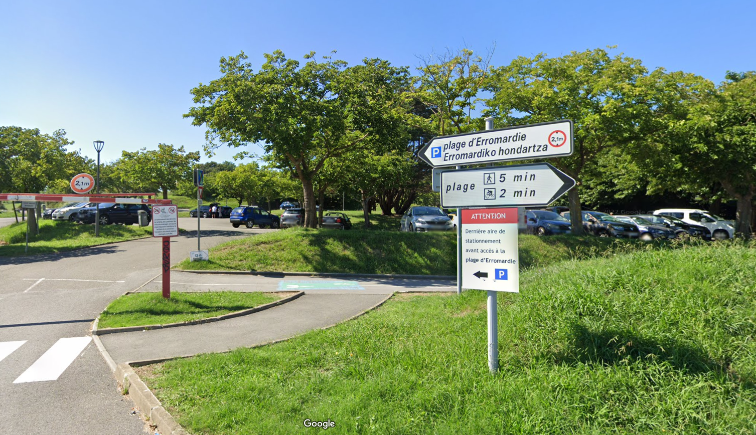 Parking Plage d'Erromardie