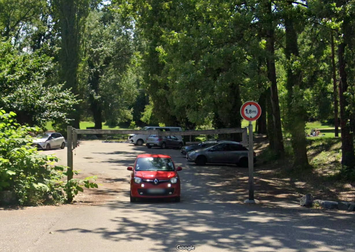 Parking de l'le d'Amour